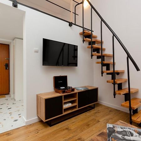 Mezzanine Studio Lwowska Srodmiescie By Noclegi Renters Warszawa Exteriör bild