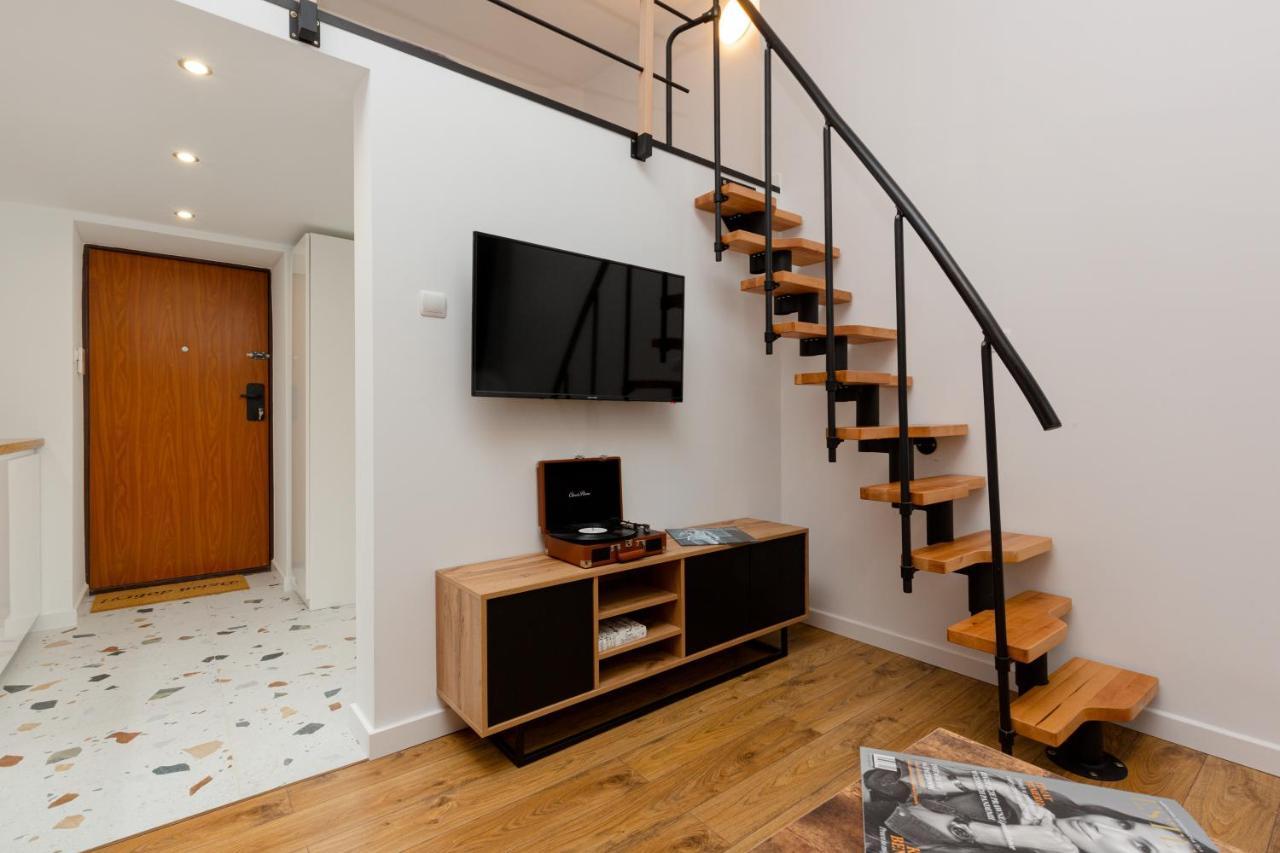 Mezzanine Studio Lwowska Srodmiescie By Noclegi Renters Warszawa Exteriör bild