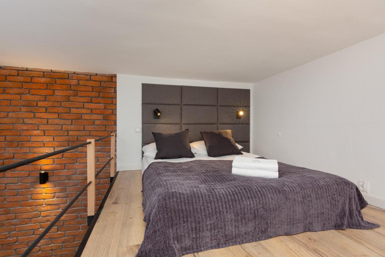Mezzanine Studio Lwowska Srodmiescie By Noclegi Renters Warszawa Exteriör bild